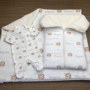 Saída Maternidade Algodão Doce Porta Bebê com Nome