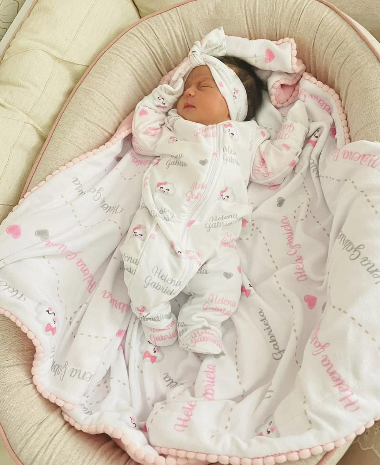 Saída Maternidade para Meninas Plush Delicadas)