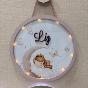 Placa- porta maternidade-acrílico e led-Menina