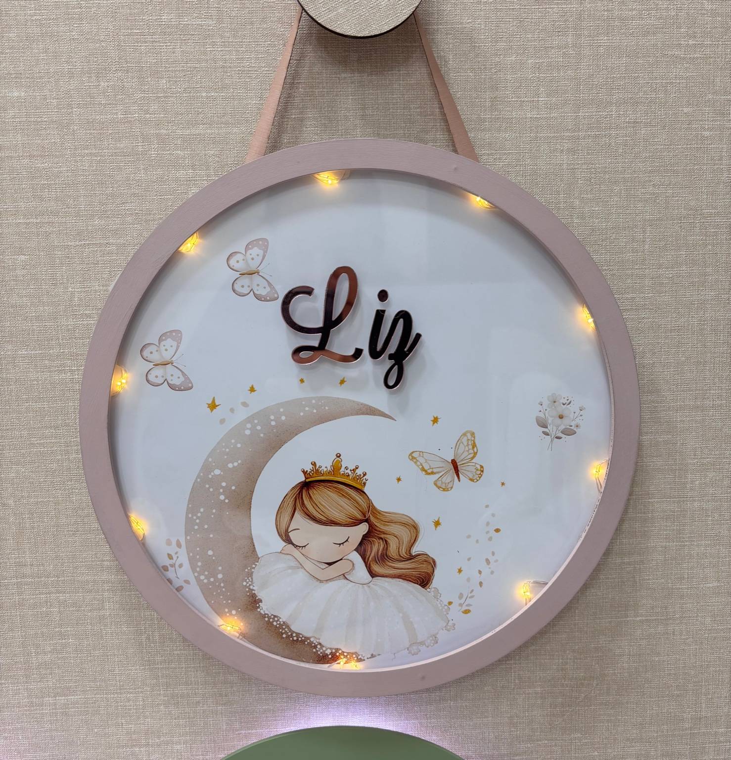 Placa- porta maternidade-acrílico e led-Menina